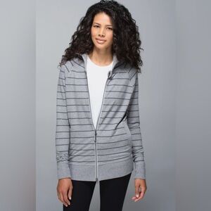 Lululemon | Rollin’ With My Omies Hoodie | Size 6 | Excellent Condition!!‎